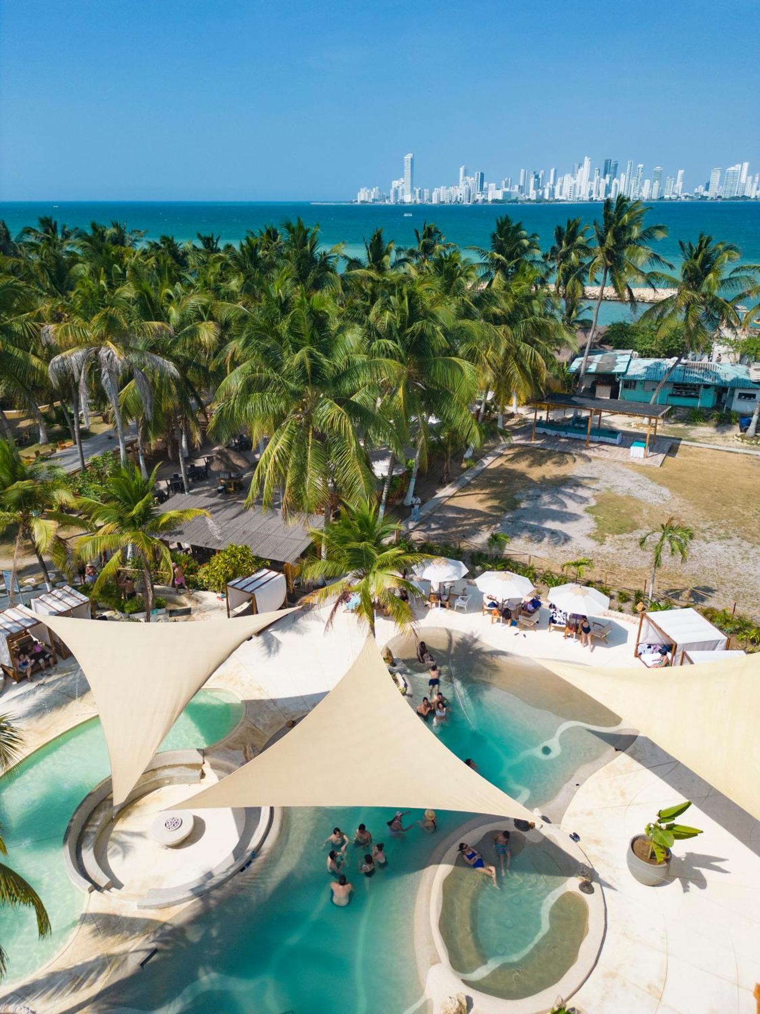 Palmarito Beach Hotel เตียราบอมบา ภายนอก รูปภาพ