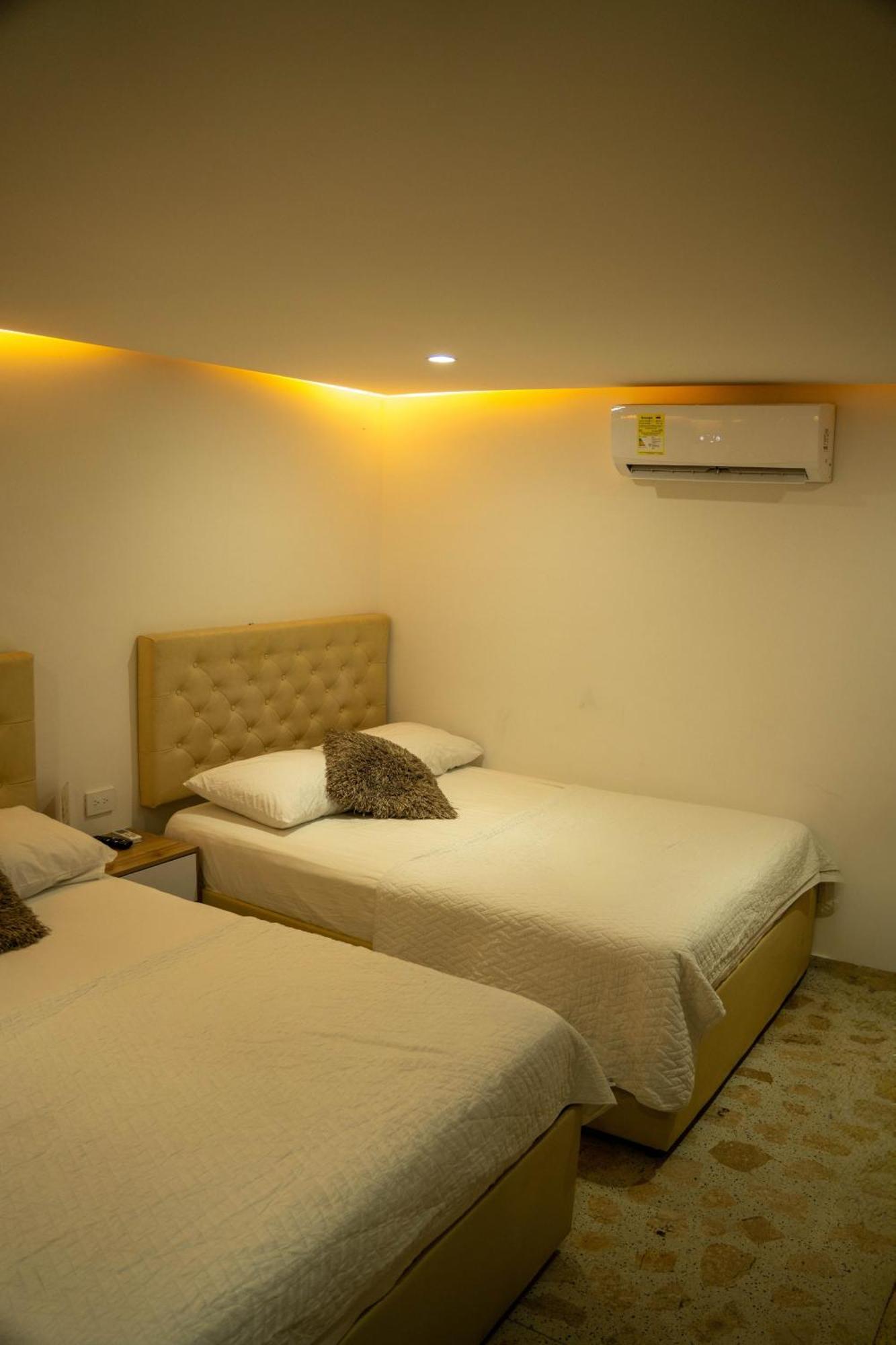 Palmarito Beach Hotel เตียราบอมบา ภายนอก รูปภาพ