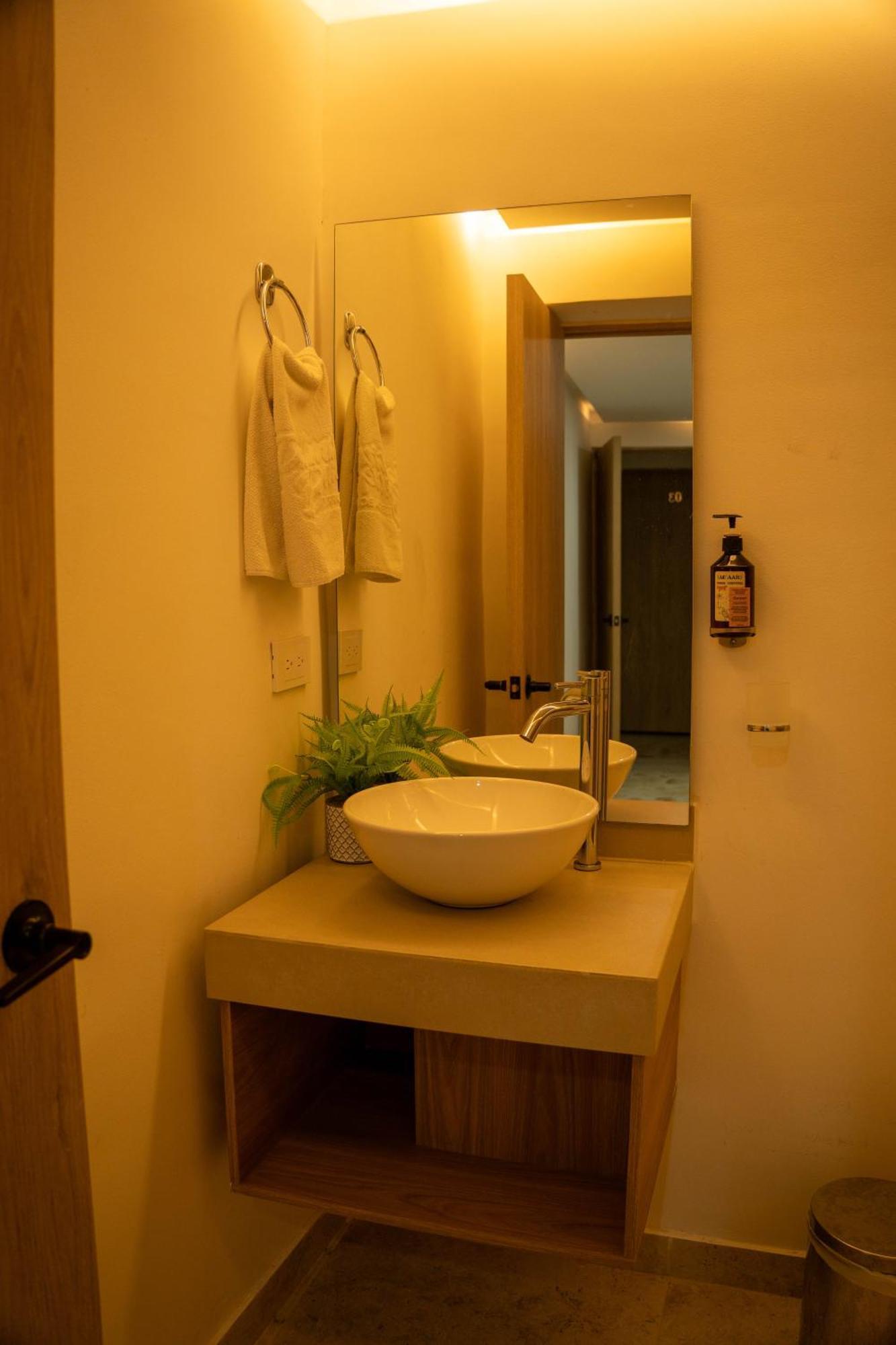 Palmarito Beach Hotel เตียราบอมบา ภายนอก รูปภาพ