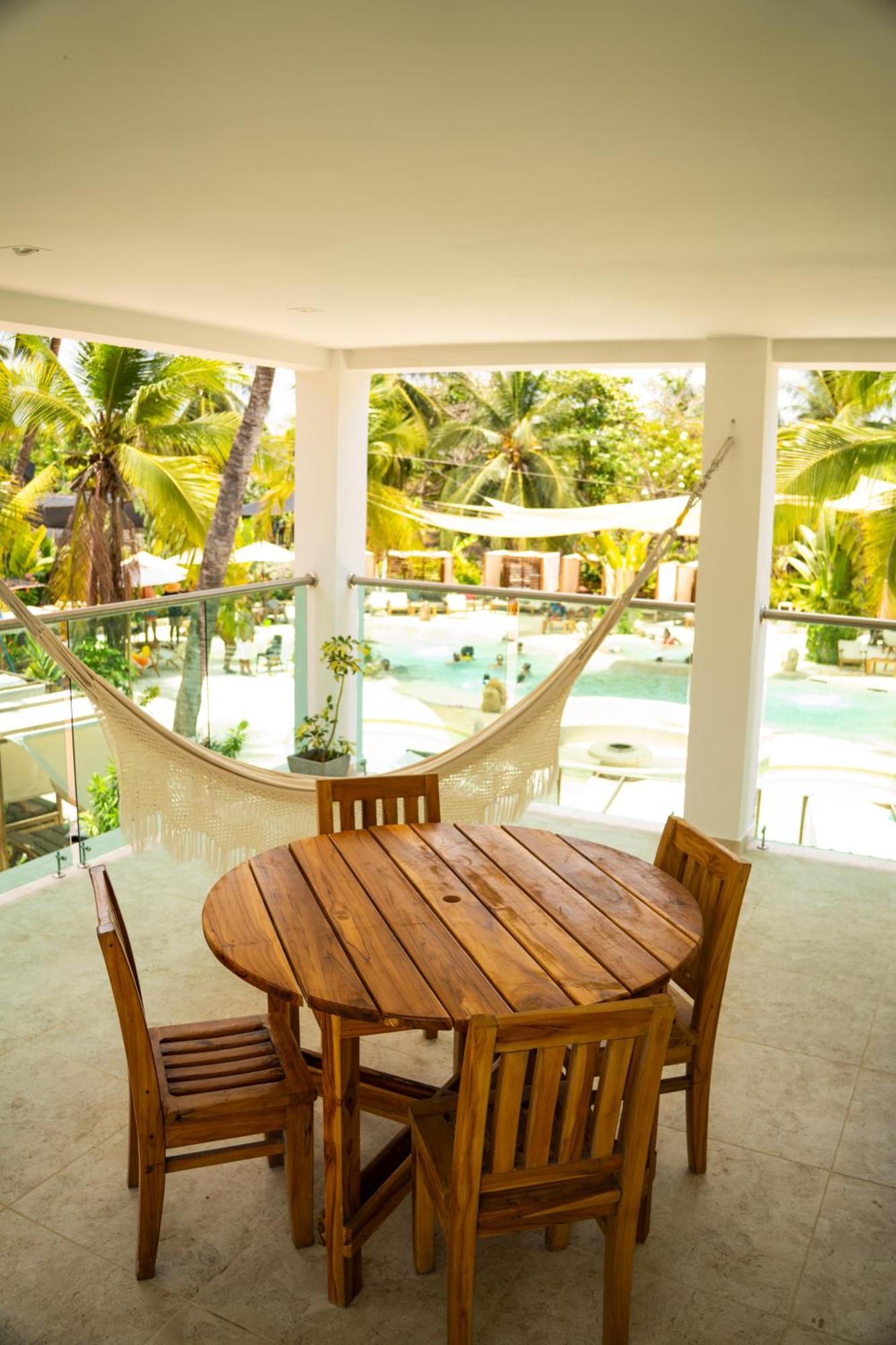 Palmarito Beach Hotel เตียราบอมบา ภายนอก รูปภาพ