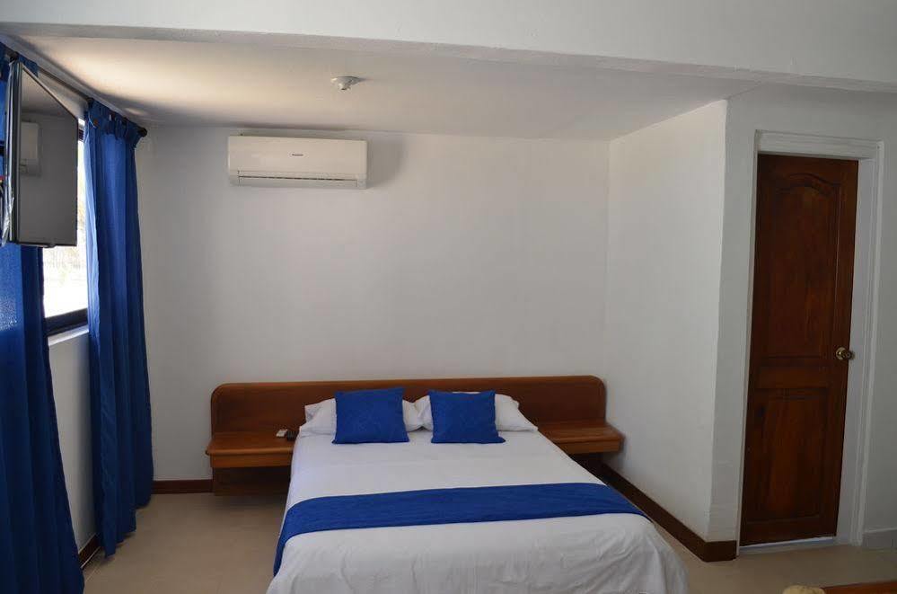 Palmarito Beach Hotel เตียราบอมบา ภายนอก รูปภาพ